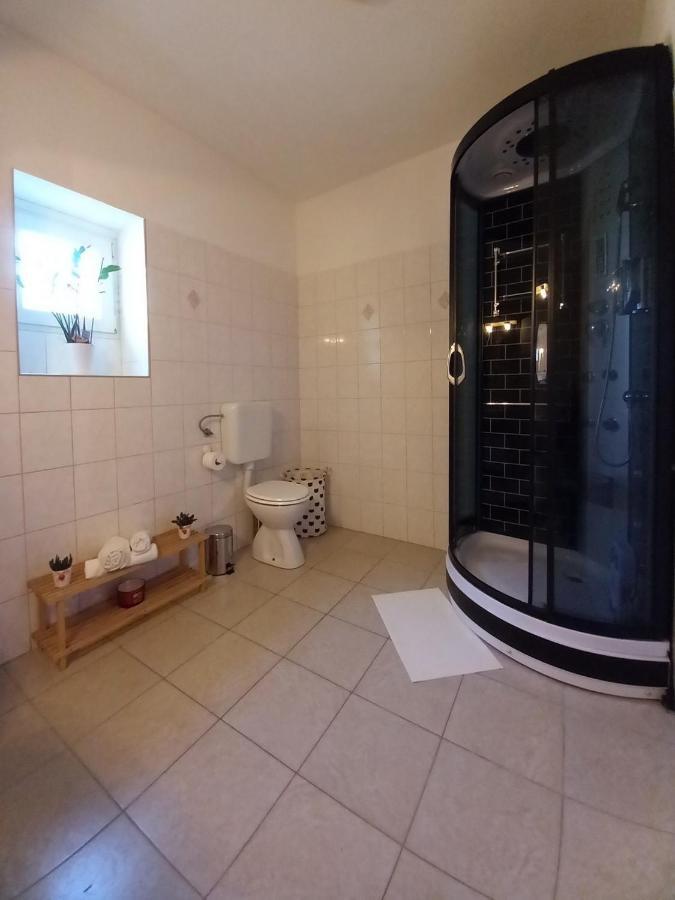 Casa Girasole Villa Buje Buitenkant foto